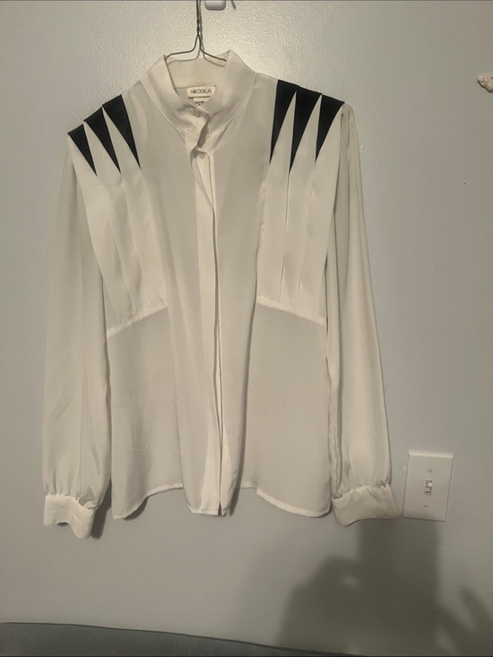 NICOLA Tops - Nicola Color Block Blouse in White & Black
